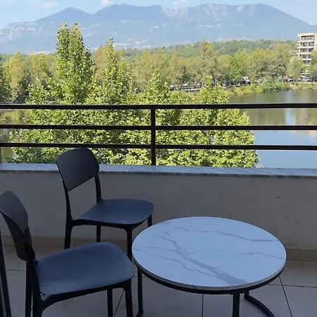 Appartement View 3 Bedroom Prime Location *