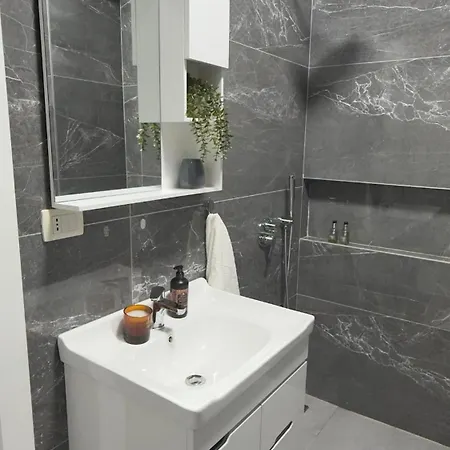 View 3 Bedroom Prime Location Tirana
