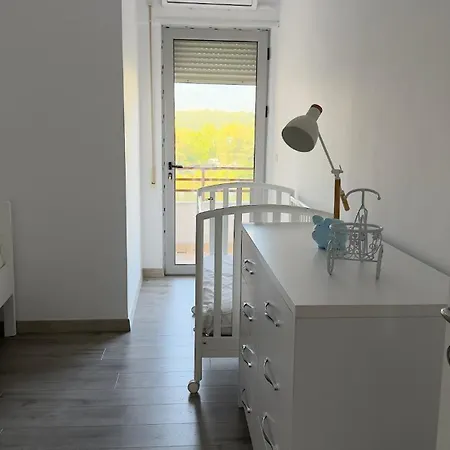 View 3 Bedroom Prime Location * Tirana